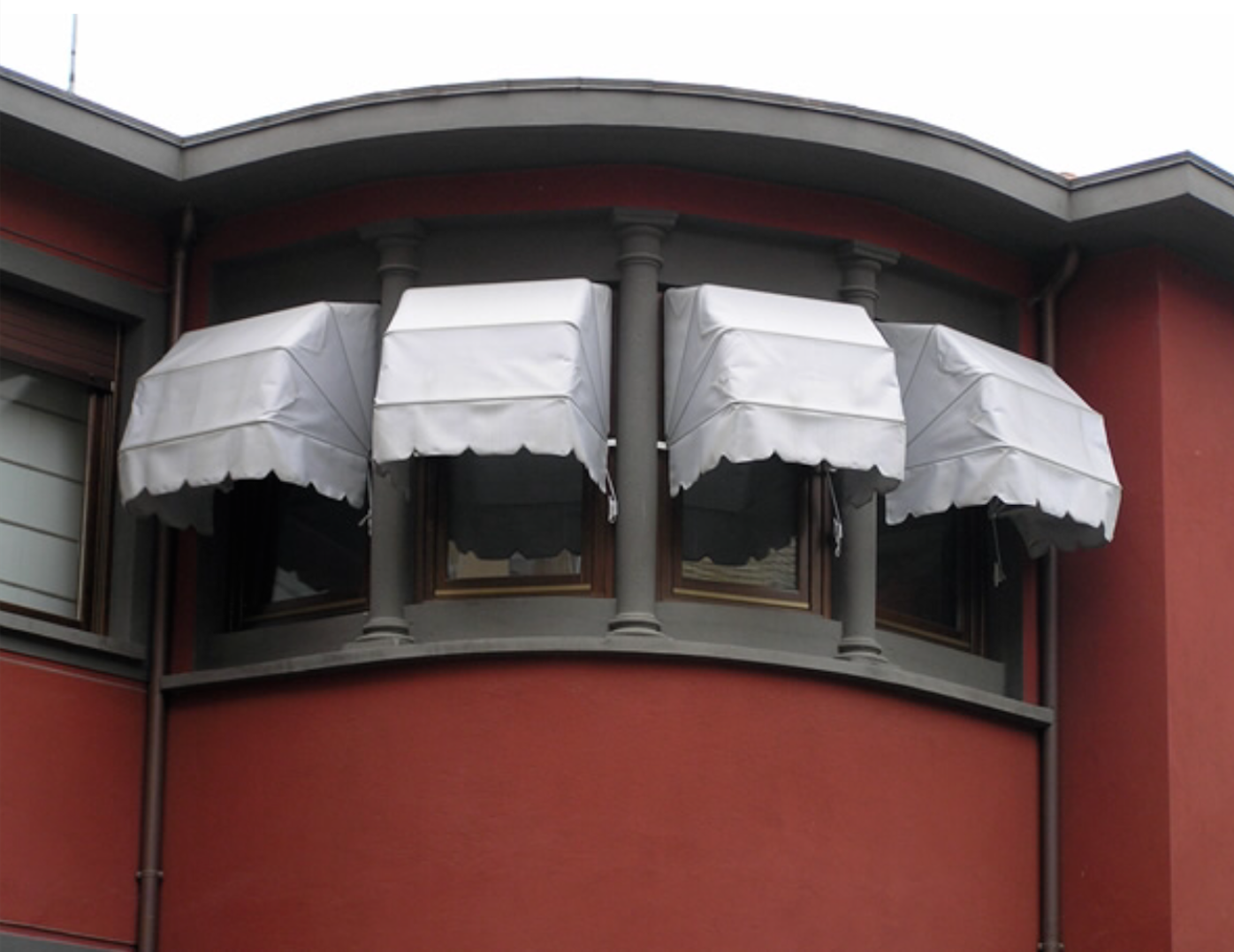 Store-corbeille, fabricant , store, extérieur, store, boutique, et ,magasin, store, pas, cher, sur, mesure,  store, balcon, store, commerce,   